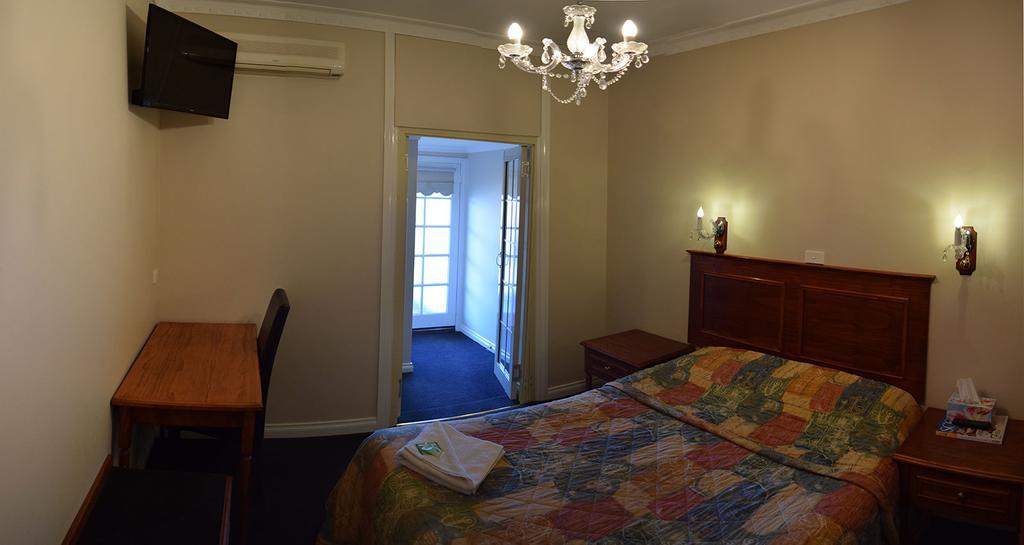 The Palace Hotel Kalgoorlie Chambre photo